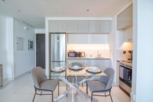 Gallery image of 1BR Luxurious Beach Access Apartment in Dubai
