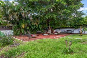 Κήπος έξω από το Boho 3br Miami Retreat Firepit & Outdoor Bar