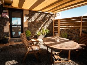 Balkon lub taras w obiekcie CASA LA BOCAINA - private villa with panorama & ocean view