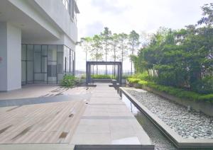 Beauty MRT-Linked Unit, DSara Sentral SOVO #DS3外面的花园