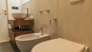 Ένα μπάνιο στο Hippocratica +18 φωτογραφίες