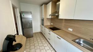 Η κουζίνα ή μικρή κουζίνα στο Holiday am Marktplatz Freudenstadt +16 φωτογραφίες