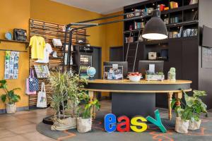 Die Bibliothek im Hotel