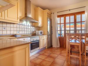 Kuchyň nebo kuchyňský kout v ubytování Holiday Home Ana I by Interhome + 23 fotografií