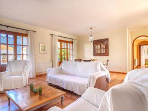 Posezení v ubytování Holiday Home Ana I by Interhome