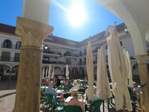 Restauracja lub miejsce do jedzenia w obiekcie FUENGIROLA APARTAMENT SUN&BEACH
