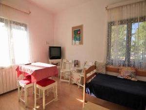TV a/nebo společenská místnost v ubytování Guest House 3M