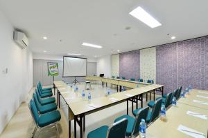Οι επιχειρηματικές εγκαταστάσεις ή/και οι αίθουσες συνεδριάσεων στο POP! Hotel Tanjung Karang