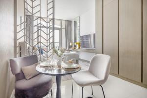 Fotografie z fotogalerie ubytování Frank Porter - Damac Prive Tower A v Dubaji