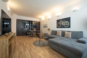 Posedenie v ubytovaní Charming Apartment with Balcony, Close to Stephansdom Cathedral