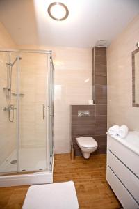 Kúpeľňa v ubytovaní Apartments Maslina I + 35 fotografií