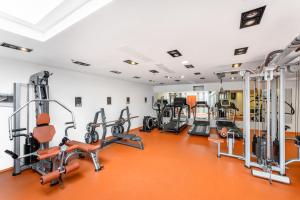 Spordikeskus ja/või sportimisvõimalused majutusasutuses Hotel Divinus