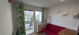 Posezení v ubytování Wohnung in Bahnhofsnähe mit Balkon - 35 m2