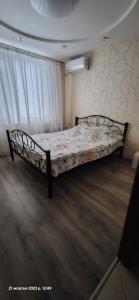 Katil atau katil-katil dalam bilik di Уютно и по домашнему комфортно Студенческая 2к кв Зубенко 19