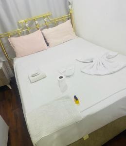 Postel nebo postele na pokoji v ubytování 34 Taksim ekonomik hotel