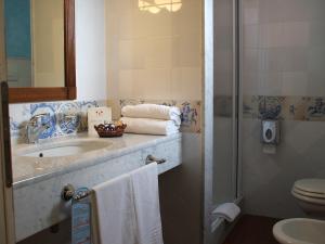 Koupelna v ubytování Hotel Sa Contonera