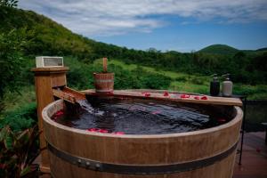 ภาพในคลังภาพของ The Other Side-TinyHouse Khaoyai ในBan Lam Thong Lang