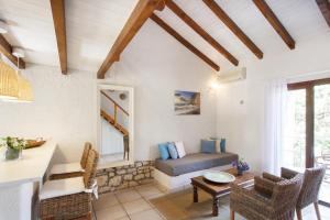 Posezení v ubytování Glyfada Beach Villas