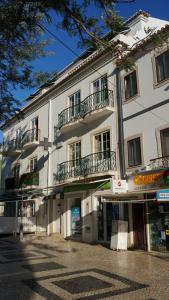 Το κτήριο όπου στεγάζεται  το διαμέρισμα