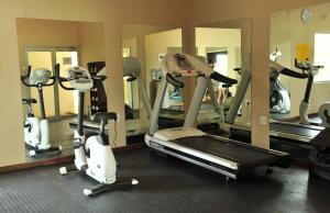 Fitness center at/o fitness facilities sa Cresta Bosele Hotel