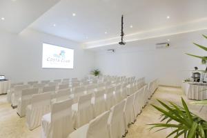 Konferenční prostory v ubytování Costa Club Punta Arena - Desayuno buffet incluido + 25 fotografií