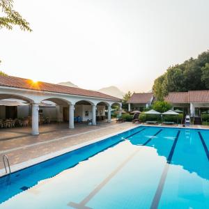 Bazén v ubytování Damyang Spa and Tourist Hotel nebo v jeho okolí