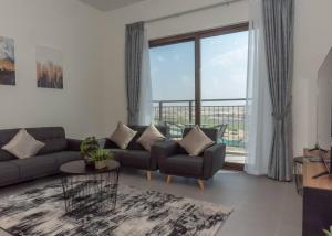Gallery image of StoneTree - Furnished 1BR in Peaceful Community in Dubai