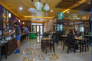 Restaurace v ubytování Hoianan Boutique Hotel