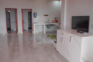 TV a/nebo společenská místnost v ubytování Tobay Family Home