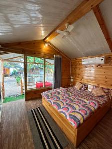 Postel nebo postele na pokoji v ubytování Basho beach Resort