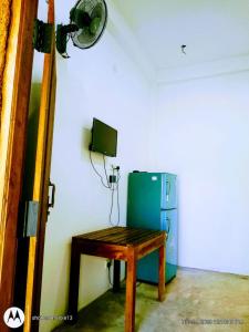 En TV eller et underholdningssystem på Sigiri Wild Lake Dambulla