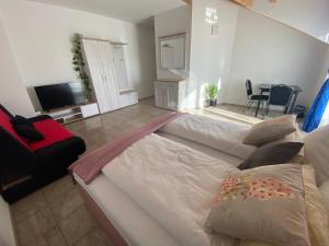 Φωτογραφία από το άλμπουμ του Pension am Weberhof nur 20 Autominuten von München σε Ebersberg