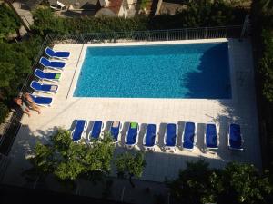 Bazén v ubytování Hotel Bavaria Trogir nebo v jeho okolí