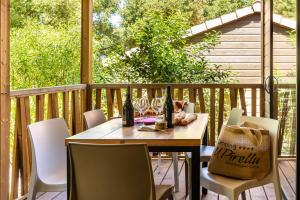 Balkon lub taras w obiekcie Camping U Pirellu