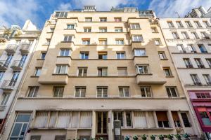 Cet appartement est situé dans la ville de Paris. dans l'établissement Luxury 2 Bedroom & 2 Bathroom - Notre Dame, à Paris