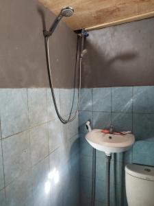 Ένα μπάνιο στο Agus Family Homestay