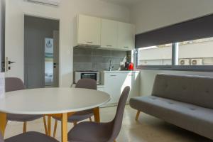 Una cocina o cocineta en Nest Port View Apartment