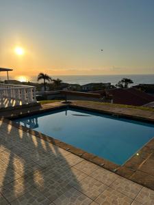 Swimmingpoolen hos eller tæt på Moulin Rouge Overnight Accomodation