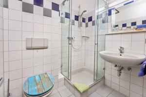 Koupelna v ubytování Hotel-Bio Gasthaus Am Felsenkeller + 14 fotografií