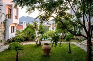Zahrada ubytování Marphe Hotel