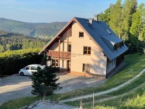 Příroda nedaleko penzionu + 36 fotografií