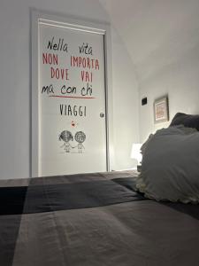 A bed or beds in a room at Elly’s House