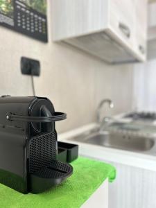A kitchen or kitchenette at Elly’s House