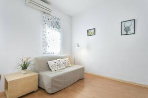 Khu vực ghế ngồi tại ApartEasy - Lightly, central and quiet apartment