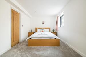 Φωτογραφία από το άλμπουμ του H4-Free Parking-4BR-3BA-Sleeps8 σε Cole