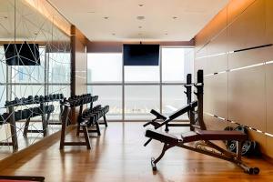 Fitness centrum a/nebo fitness zařízení v ubytování Cozy Studio in Dubai