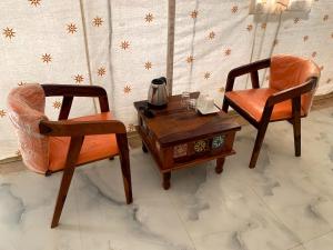 Desert island Camp & Resort Jaisalmer的休息区