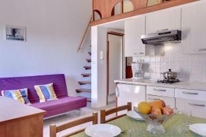 Kuchyň nebo kuchyňský kout v ubytování Apartment Malvazija