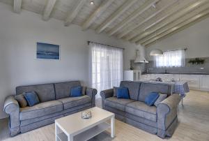 Posedenie v ubytovaní Schöne Finca mit privatem Pool, Klima, WLAN, Terrasse, Grill