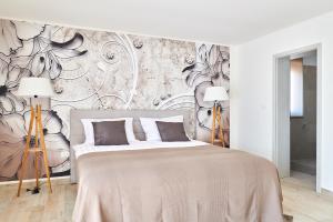 Fotografie z fotogalerie ubytování Top-Villa mit großem Pool, Billard, Kicker, Darts v destinaci Kaštel